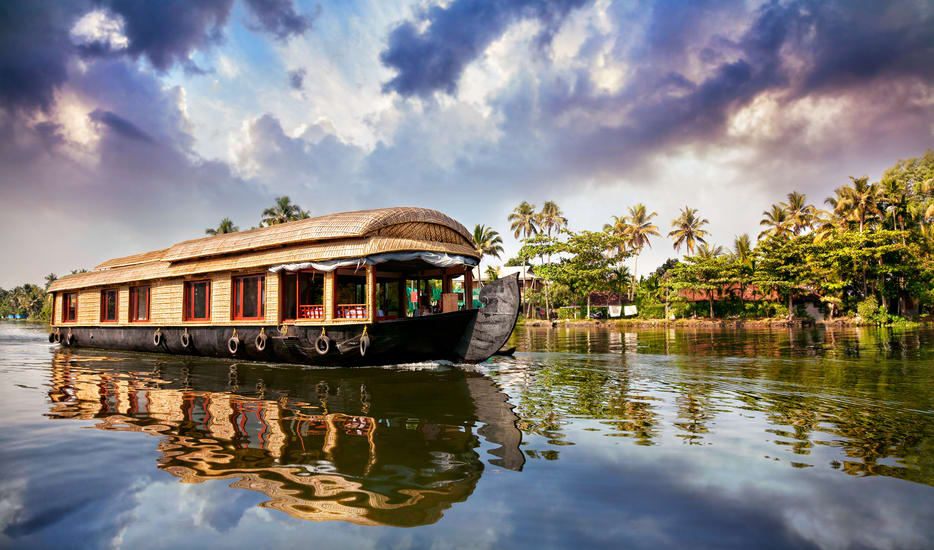 houseboat kerala tour package